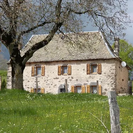 Dom wakacyjny Maison Entiere Situee A Proximite Du Centre Thermal De Chaudes-aigues